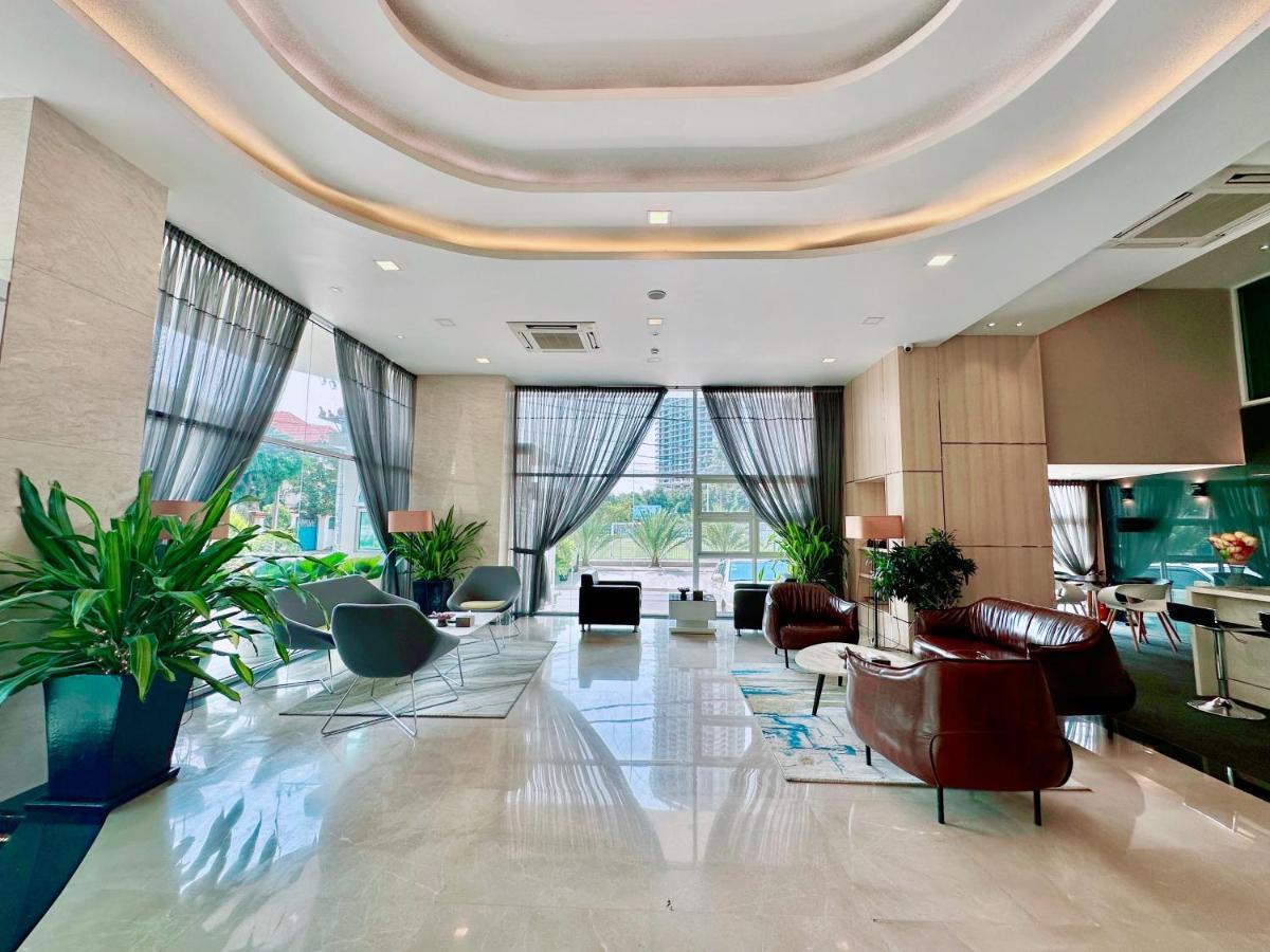 Infinity 28 Hotel And Residence Phnom Penh Exterior photo