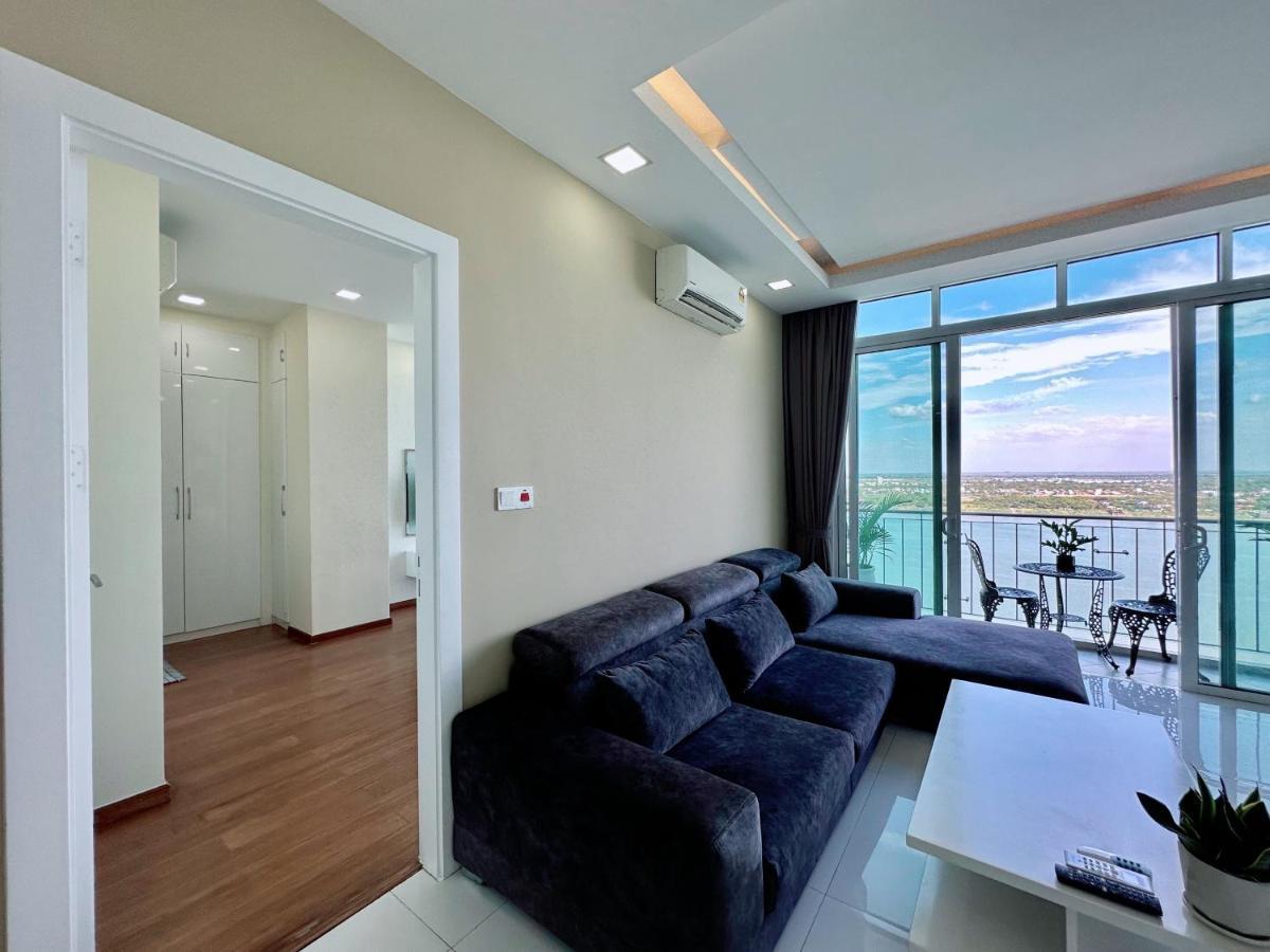 Infinity 28 Hotel And Residence Phnom Penh Exterior photo