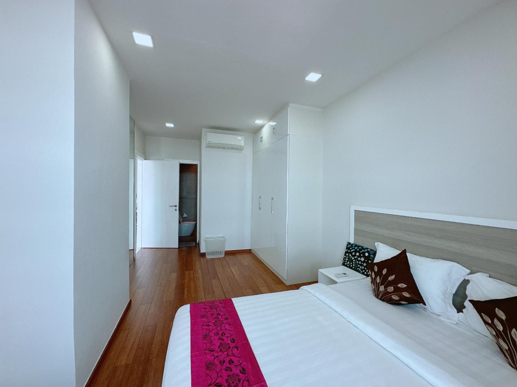 Infinity 28 Hotel And Residence Phnom Penh Exterior photo